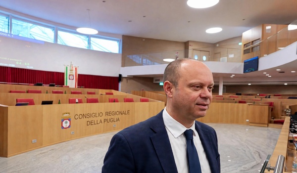 Prevenzione tumore colon-retto, la proposta di Vietri (FdI): estendere lo screening a 74 anni